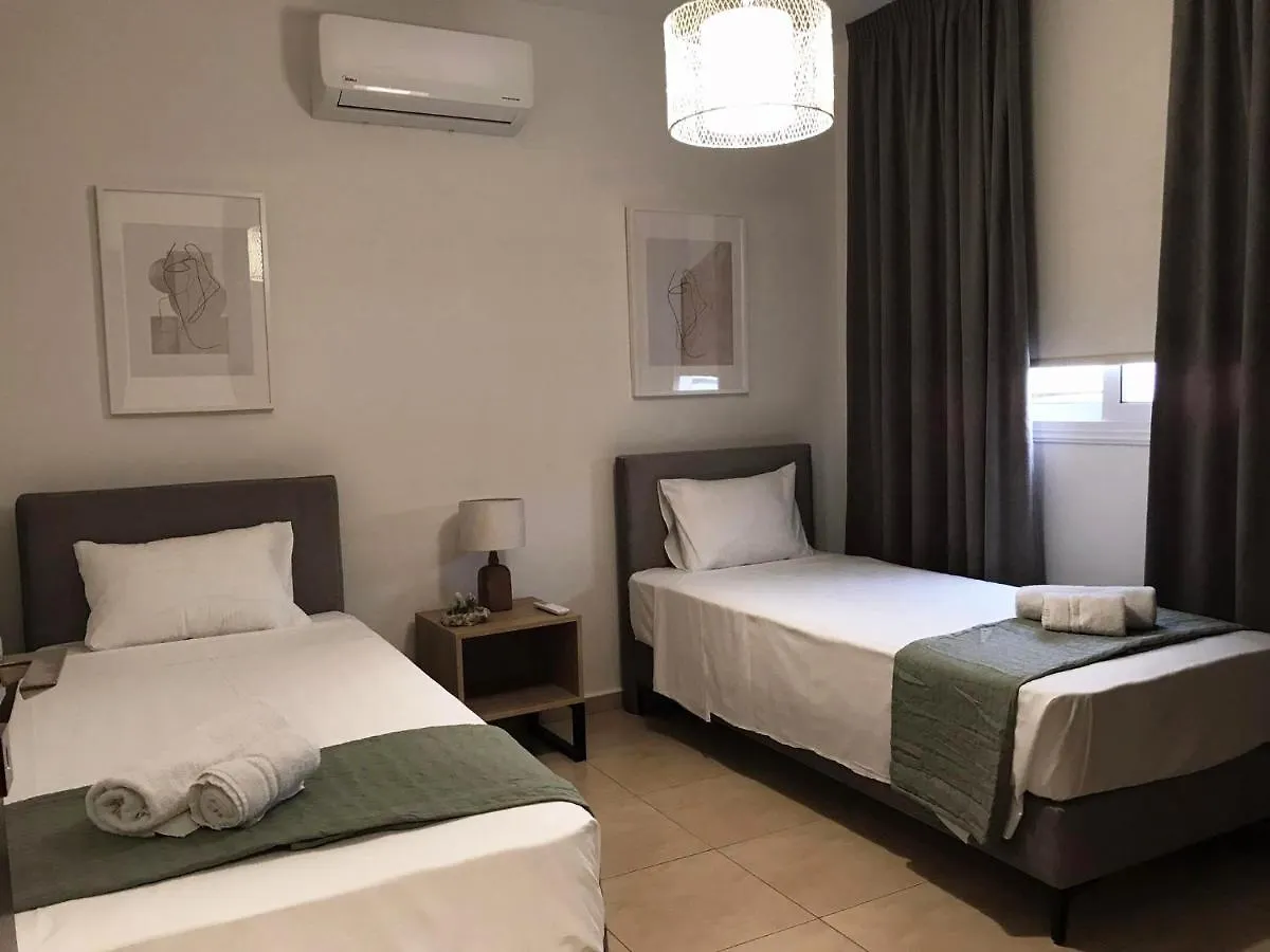 Pebble Apartment Protaras 0*,